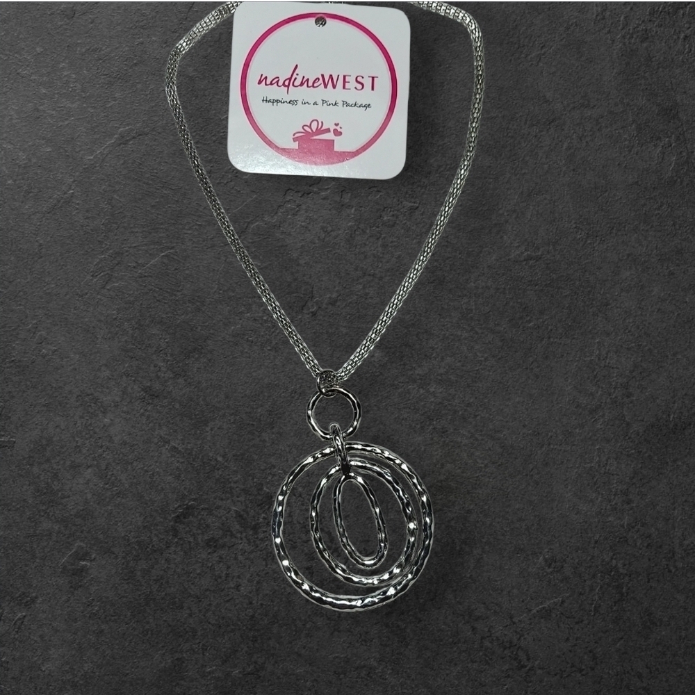 NWT Nadine West Hammered Silver Nested Circle Necklace ~22"